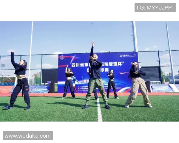 足球高健：探索足球运动中的健康管理与身体素质提升之道